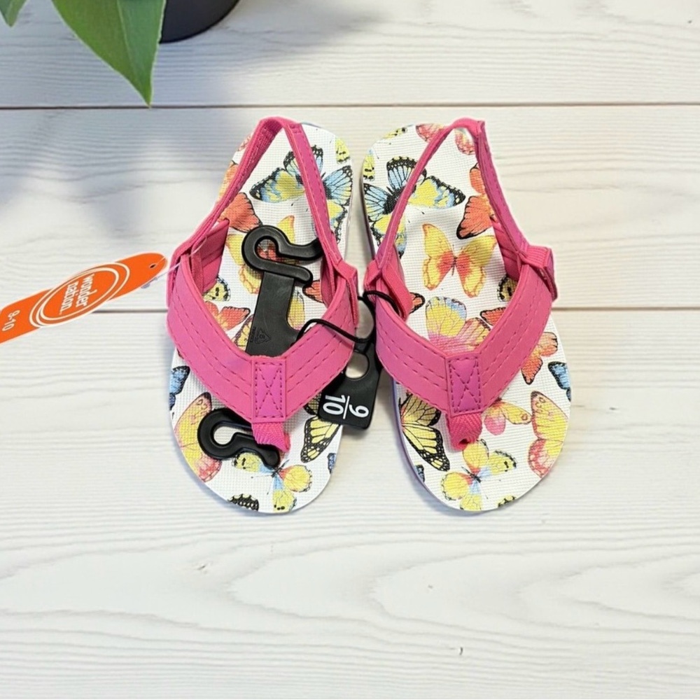 Girls Butterfly Flip Flops Wonder Nation Pink Beach Sandals Size 5/6 *NEW*
